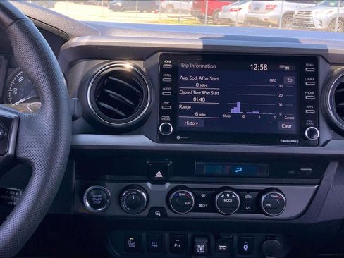 Used 2023 Toyota Tacoma TRD Off-Road w/ Technology Package AWD/4WD image 7