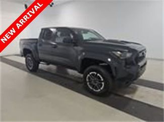 Certified 2025 Toyota Tacoma TRD Off-Road video 1