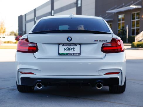 Used 2015 BMW M235i Coupe image 12