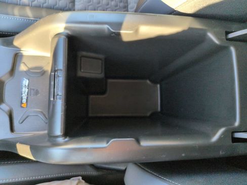 Used 2021 Chevrolet Colorado Z71 AWD/4WD image 26