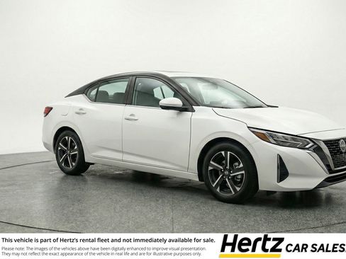 Used 2025 Nissan Sentra SV FWD image 1