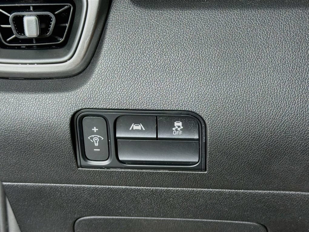 Used 2022 Kia Sorento S AWD/4WD image 15