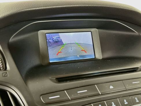 Used 2015 Ford Focus SE FWD image 27