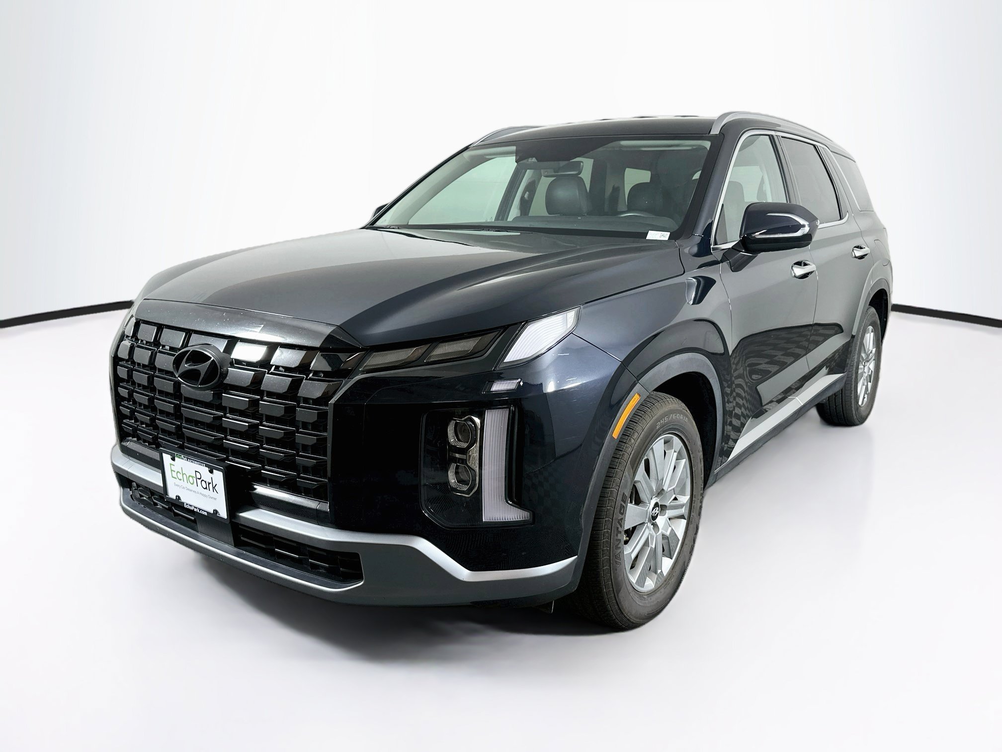Used 2025 Hyundai Palisade SEL FWD image 3