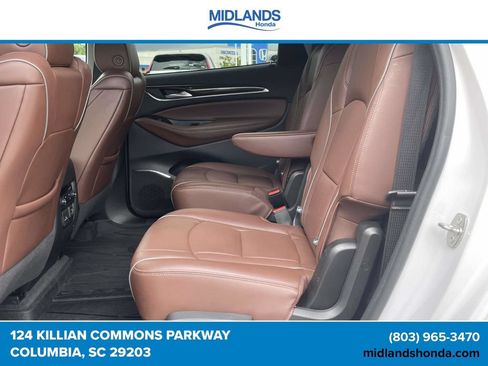 Used 2021 Buick Enclave Avenir w/ Avenir Technology Package AWD/4WD image 10