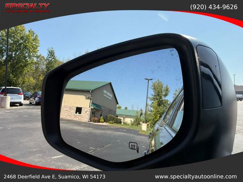 Used 2022 Subaru Outback Premium image 11