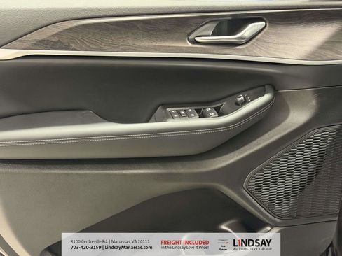 New 2026 Jeep Grand Cherokee Altitude image 15