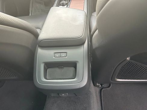 Certified 2025 Volvo V60 B5 Cross Country Plus image 12