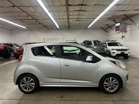 Used 2016 Chevrolet Spark LT image 2