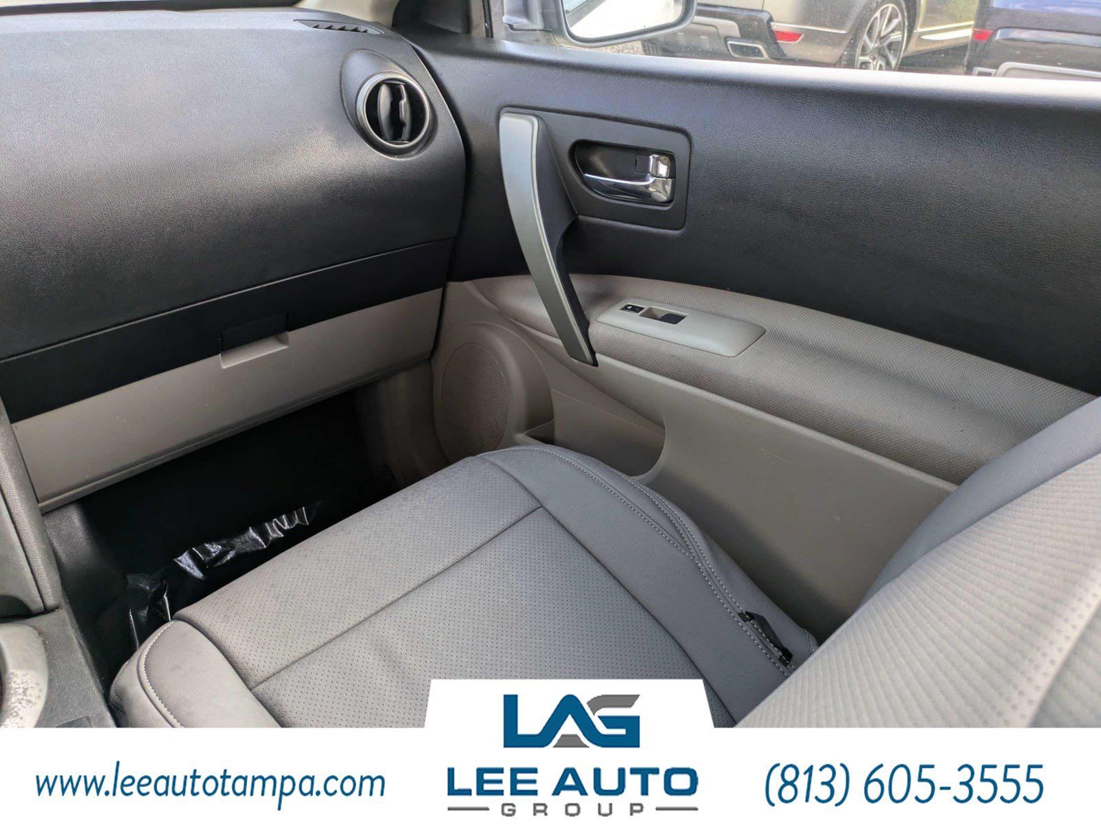 Used 2015 Nissan Rogue S w/ Convenience Package FWD image 16