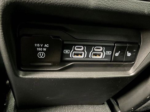 Used 2024 Jeep Grand Cherokee Limited w/ Trailer Tow Package AWD/4WD image 31
