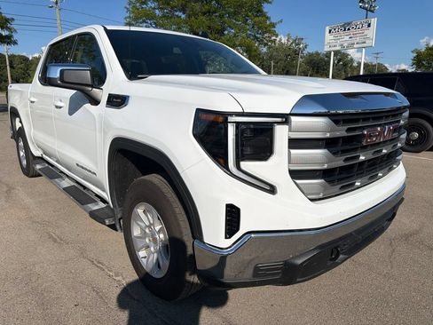 Used 2026 GMC Sierra 1500 SLE AWD/4WD image 3