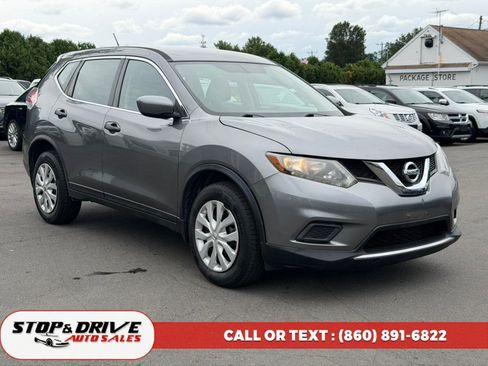 Used 2016 Nissan Rogue S AWD/4WD image 3