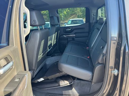 Used 2021 Chevrolet Silverado 1500 LTZ w/ Z71 Off-Road Package AWD/4WD image 17