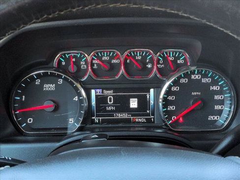 Used 2018 Chevrolet Silverado 2500 High Country AWD/4WD image 14