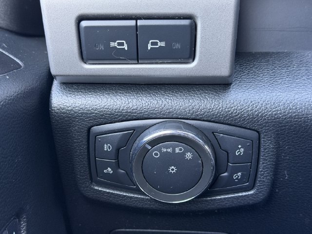 Used 2016 Ford F150 Lariat RWD image 22