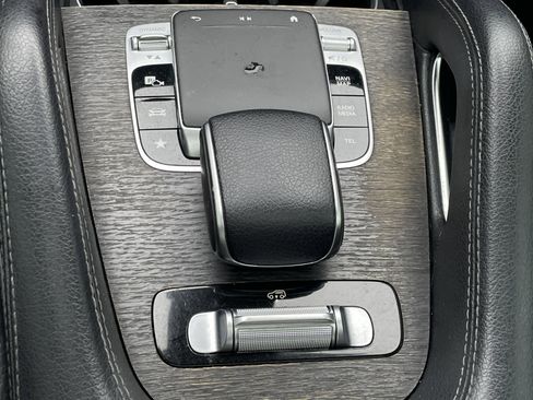 Certified 2020 Mercedes-Benz GLE 580 4MATIC image 35