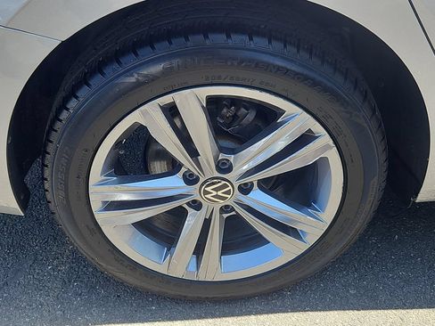 Used 2022 Volkswagen Jetta SE FWD image 8