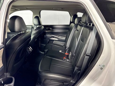 Used 2022 Kia Sorento S w/ Panoramic Sunroof Package AWD/4WD image 21