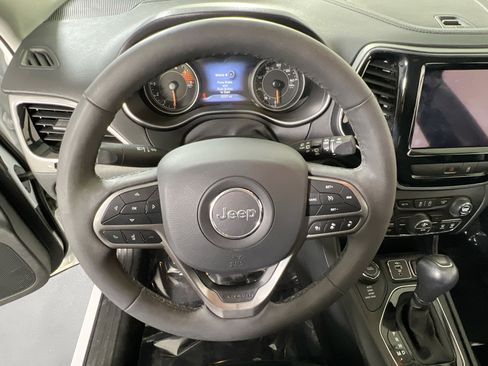 Used 2022 Jeep Cherokee Limited AWD/4WD image 11