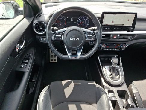 Used 2023 Kia Forte GT-Line w/ GT-Line Premium Package FWD image 11