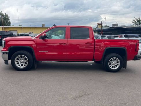 Used 2017 GMC Sierra 1500 SLE w/ Suspension Package, Off-Road AWD/4WD image 4