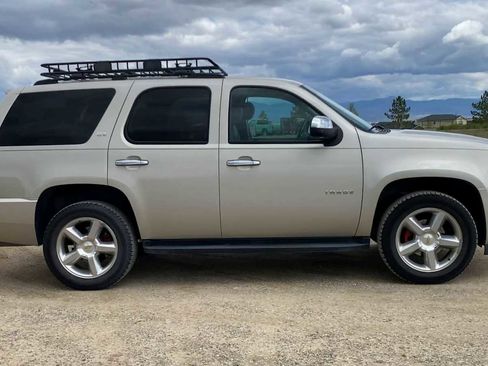 Used 2014 Chevrolet Tahoe LTZ AWD/4WD image 2