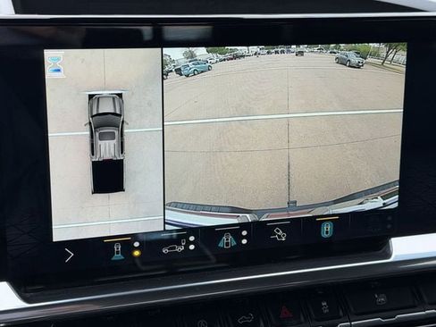 Used 2022 GMC Sierra 1500 SLT image 18