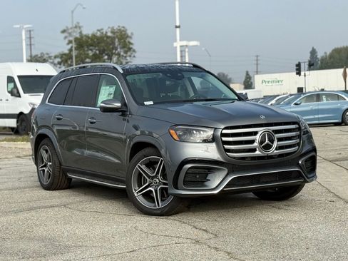 New 2026 Mercedes-Benz GLS 450 4MATIC image 2