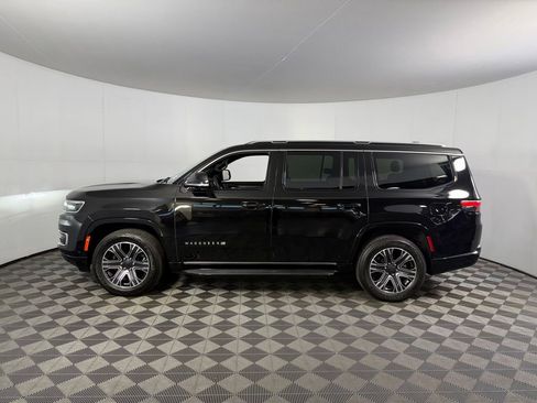 Used 2024 Jeep Wagoneer 4WD w/ Premium Group I image 10