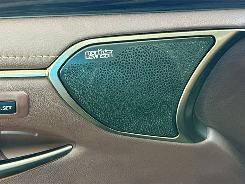 Used 2020 Lexus ES 300h w/ Premium Package FWD image 18