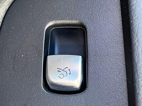 Certified 2023 Mercedes-Benz E 450 4MATIC Sedan image 33