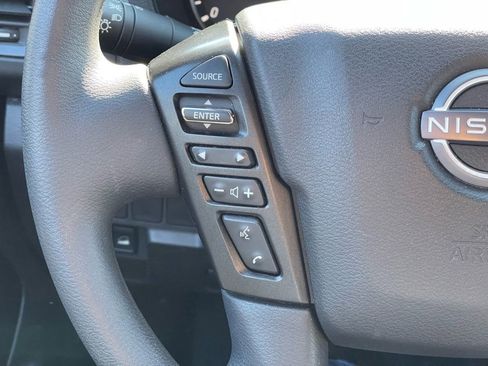 Used 2023 Nissan Frontier SV w/ Midnight Edition Package image 12
