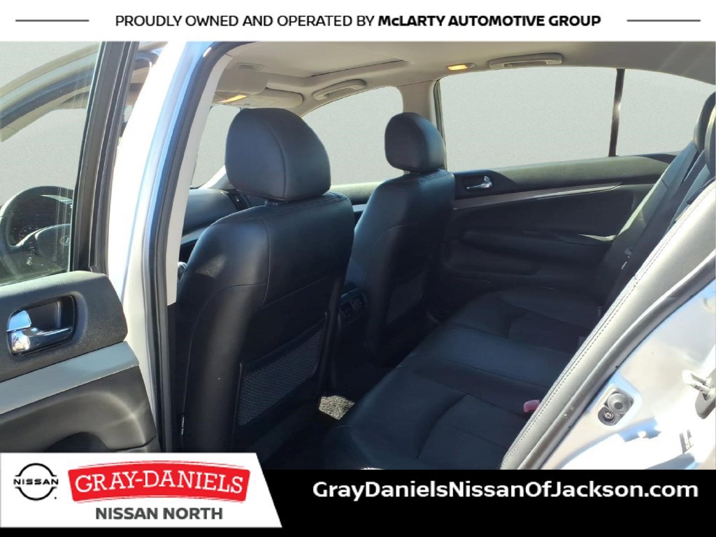 Used 2015 INFINITI Q40 AWD w/ Navigation Package image 27