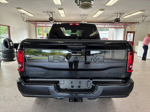 Certified 2025 RAM 2500 Big Horn AWD/4WD image 21