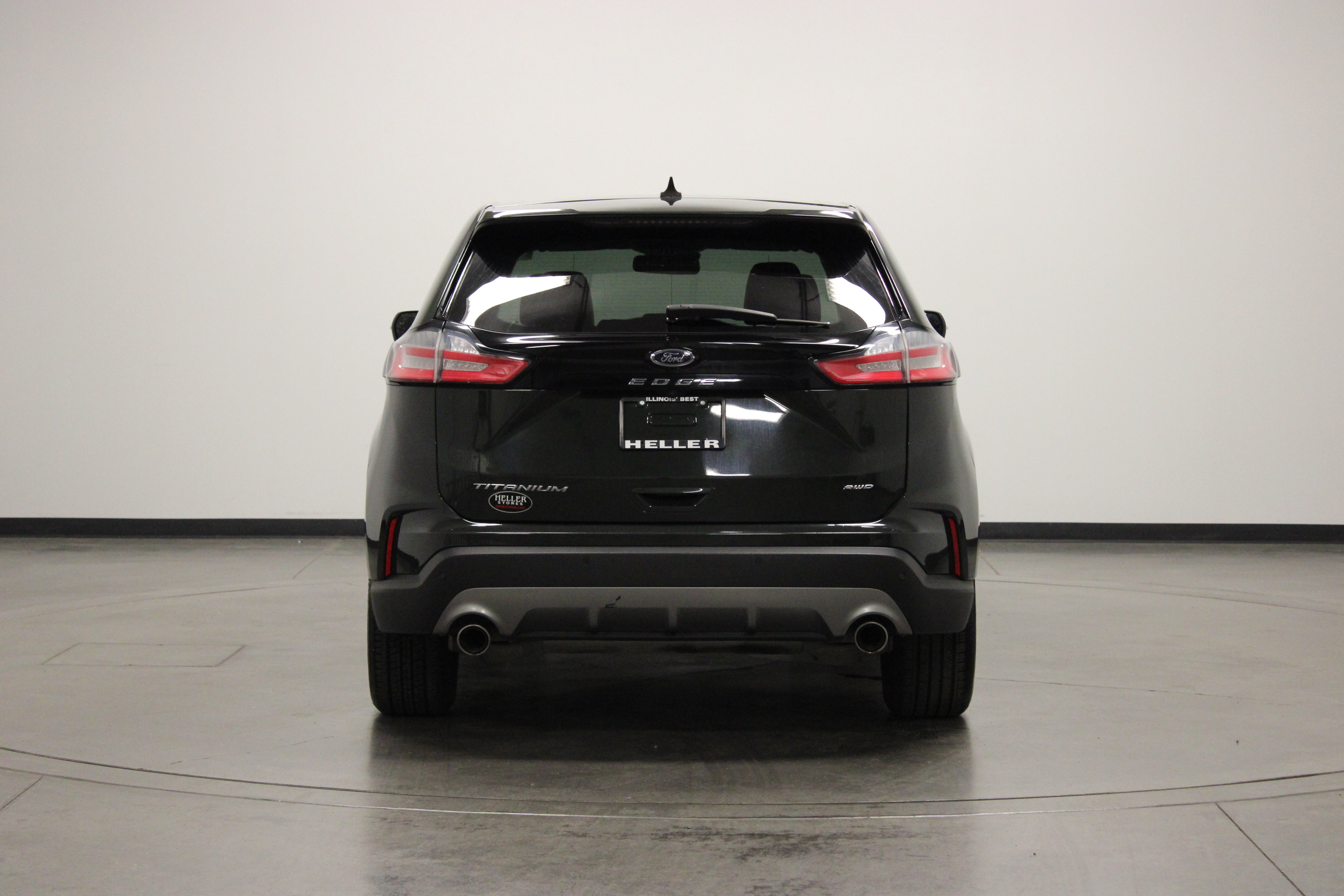 Used 2024 Ford Edge Titanium AWD/4WD image 7