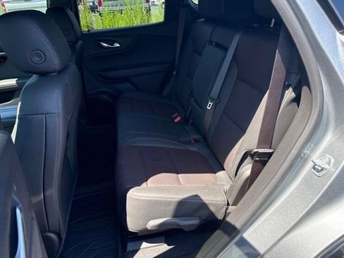 Used 2025 Chevrolet Blazer RS w/ Enhanced Convenience Package FWD image 6