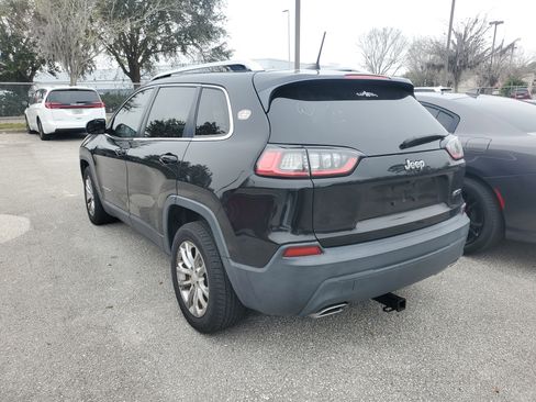 Used 2019 Jeep Cherokee Latitude w/ Popular Appearance Group image 4