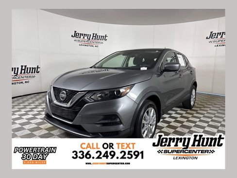 Used 2021 Nissan Rogue Sport S image 1