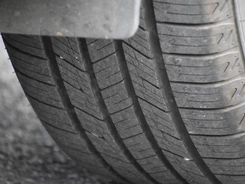 Used 2018 Ford Edge Titanium w/ Equipment Group 301A image 38