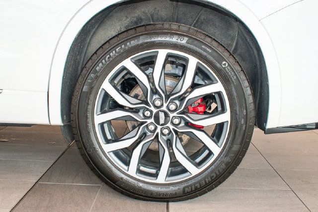 Used 2024 Cadillac XT6 Sport AWD/4WD image 9