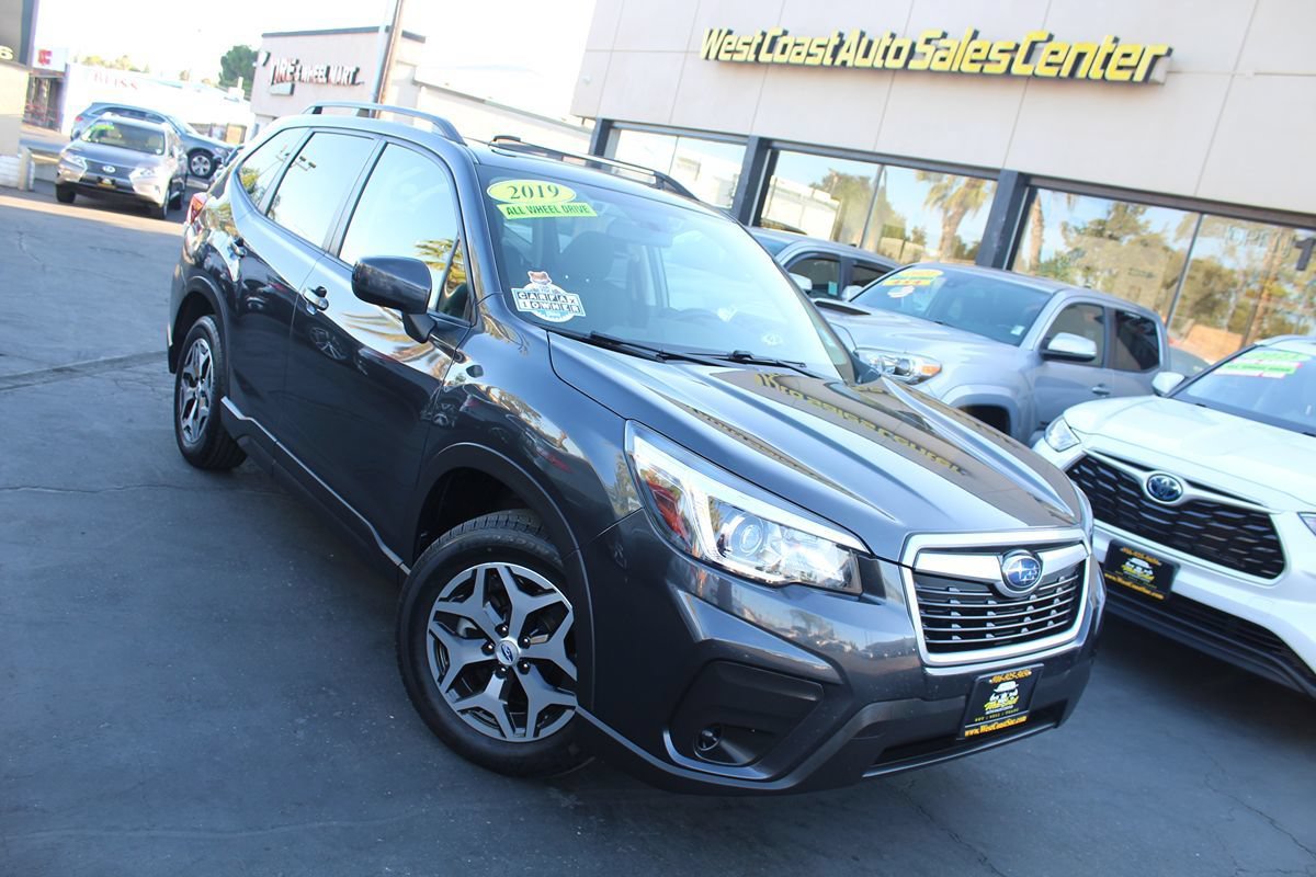 Used 2019 Subaru Forester Premium w/ All-Weather Package AWD/4WD image 39