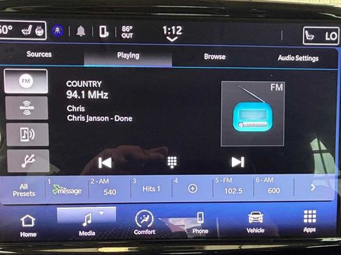 Used 2023 Chrysler Pacifica Touring-L FWD image 28