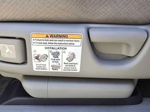 Used 2014 Honda Odyssey EX image 31