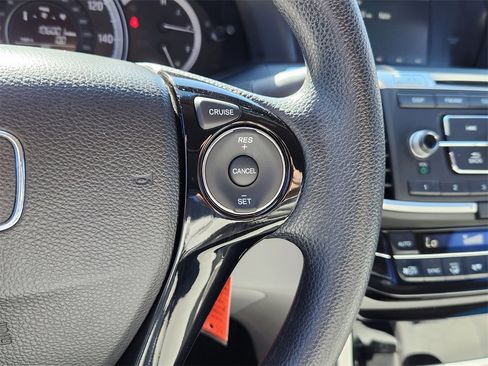 Used 2017 Honda Accord LX image 18