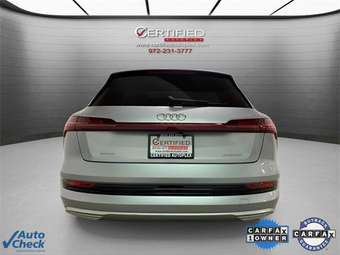 Used 2023 Audi e-tron Premium Plus w/ Premium Plus Package image 9