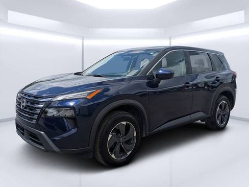 Used 2024 Nissan Rogue SV FWD image 7