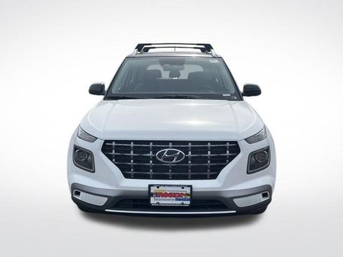 New 2026 Hyundai Venue SEL FWD image 9
