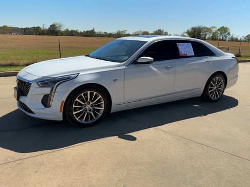 Used 2020 Cadillac CT6 Luxury image 4