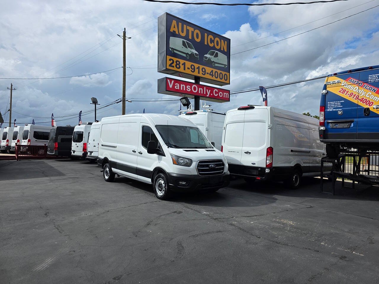 Used 2020 Ford Transit 250 Medium Roof RWD image 25